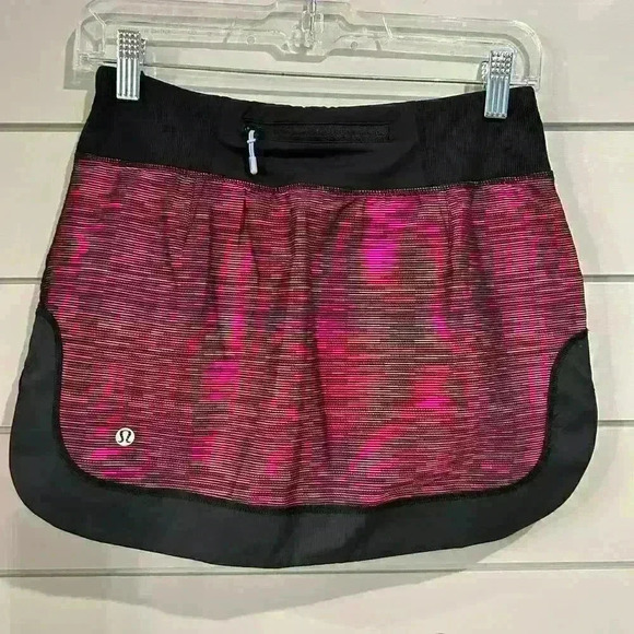 lululemon athletica Pink and Black Skort - Picture 2 of 7